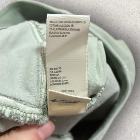 Free people pull on cord flare jeans - Picture 3 of 6